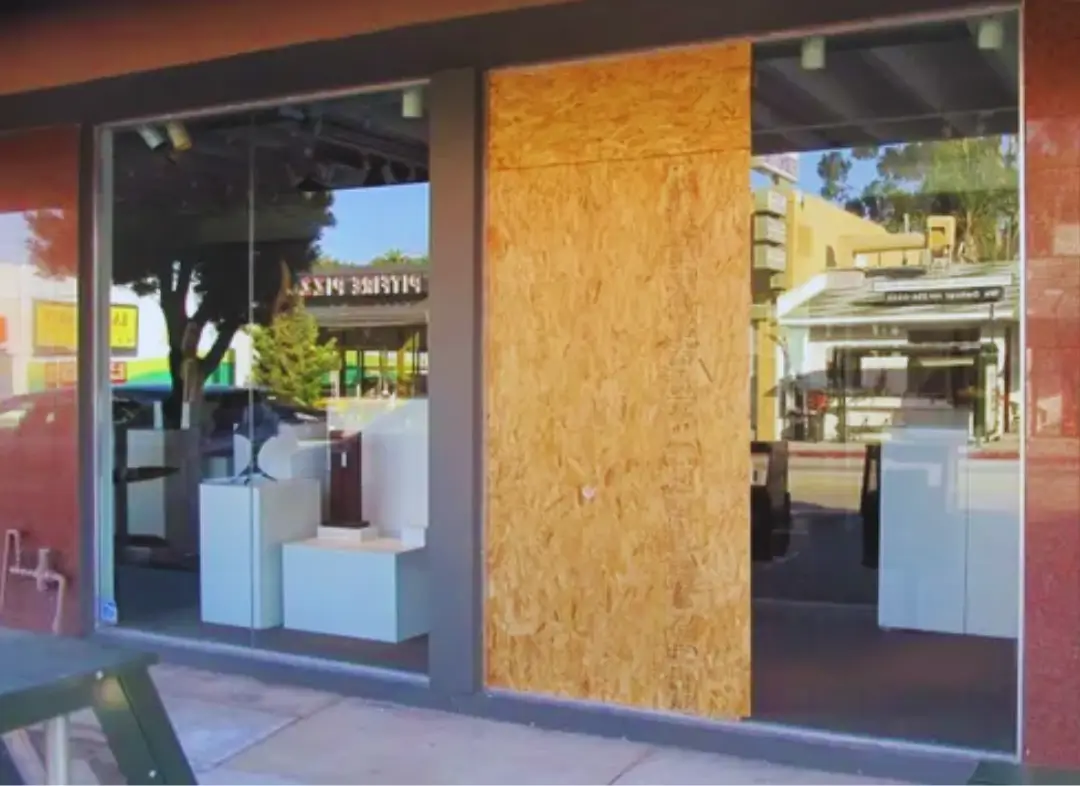 Mise en sécurité fermeture provisoire Saint-Saturnin-lès-Avignon